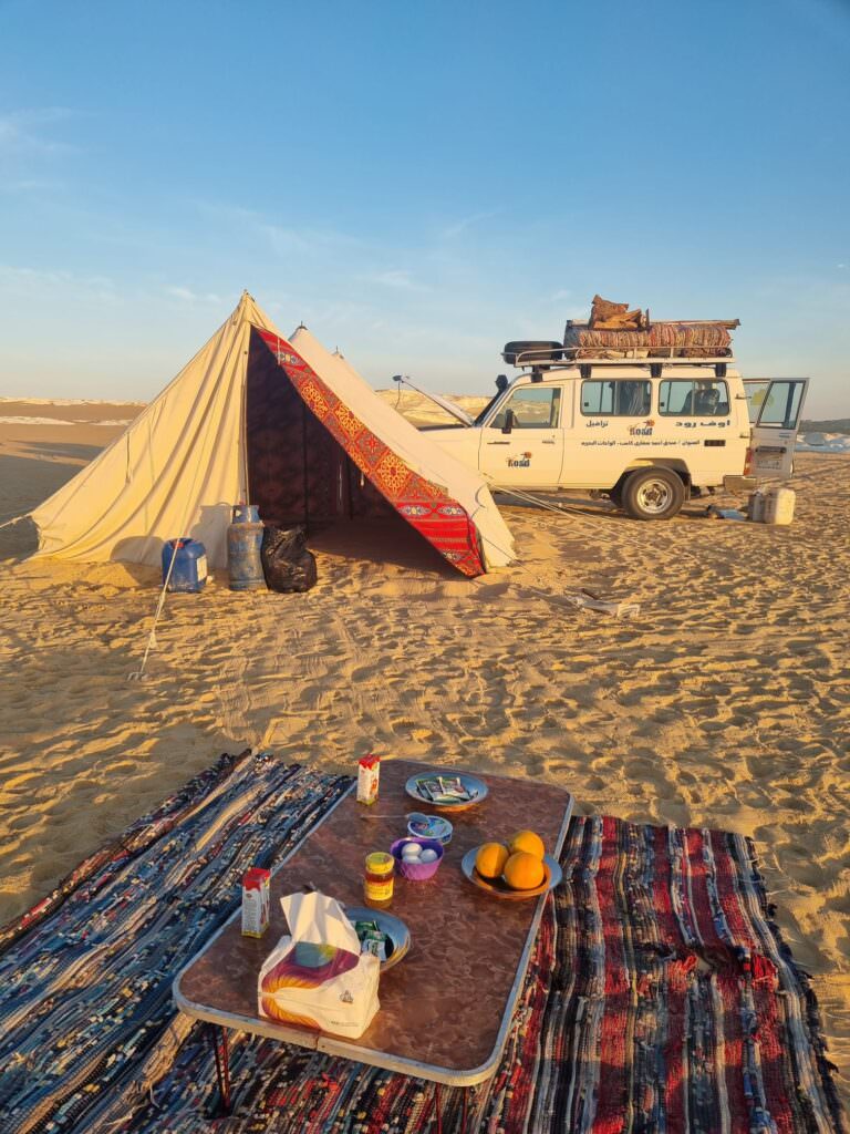 Os nossos aposentos para uma noite no Deserto