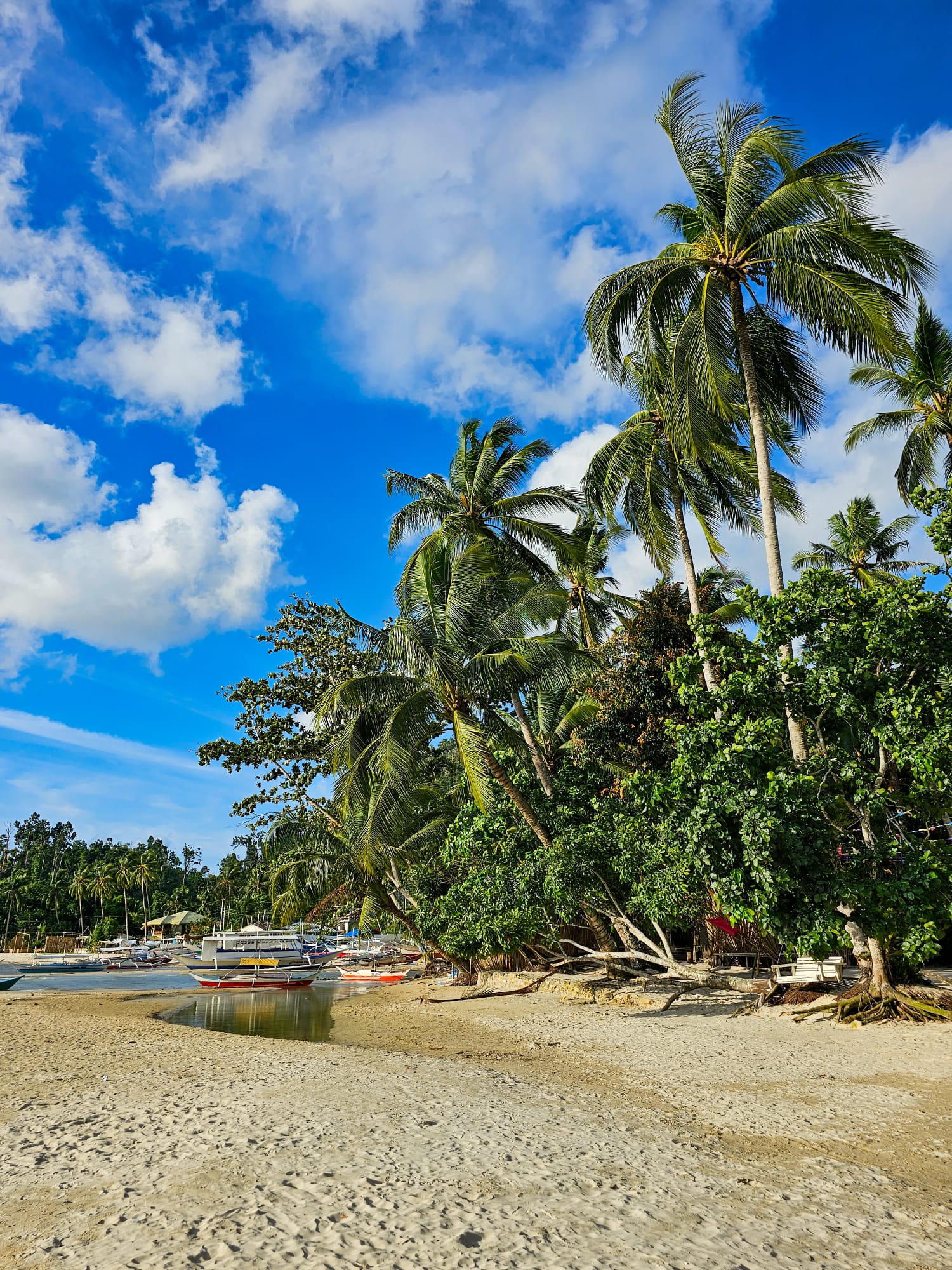 Itaytay beach, a praia principal da vila de Port Barton