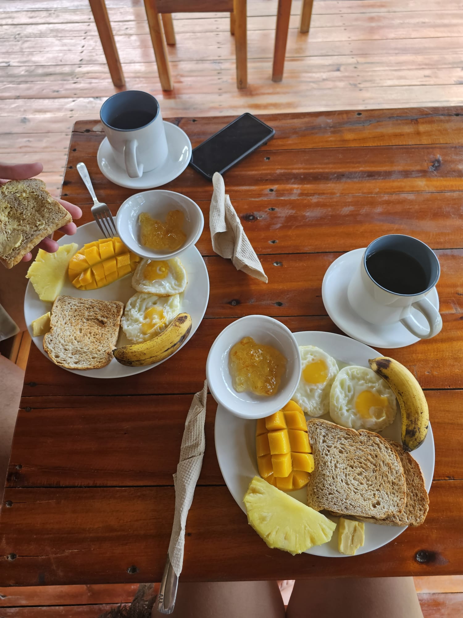Pequeno almoço em Port Baron durante uma viagem às Filipinas